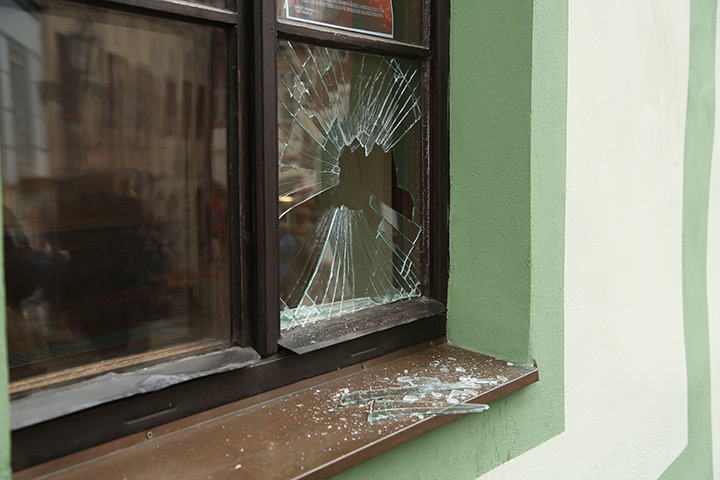 A2B Glass are able to board up broken windows while they are being repaired in Westbourne Green.
